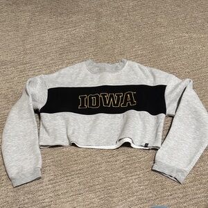 Gray and Black Iowa Women's Crop Sweatshirt